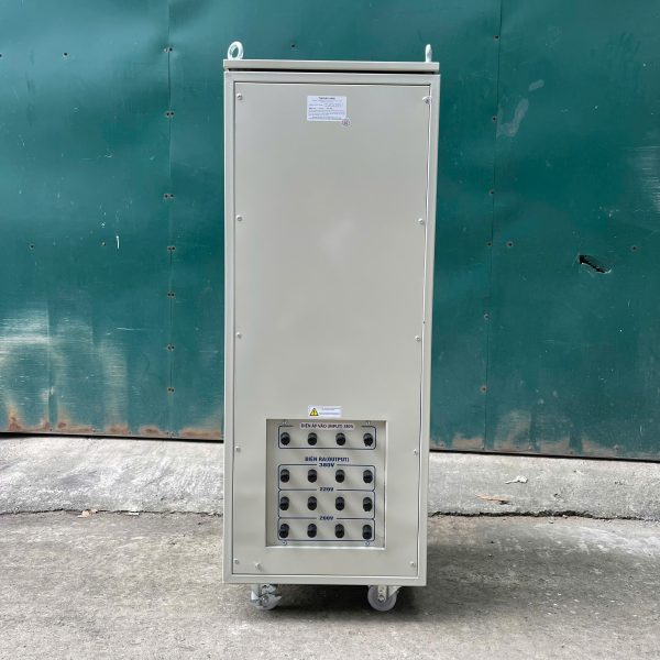 thiet-bi-chong-giat-30kva-3-pha-4
